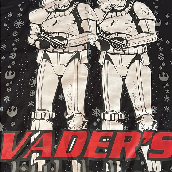 NWT Mens Star Wars Christmas Shirt size Medium - Picture 5 of 7